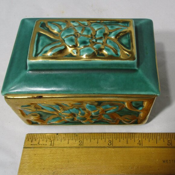 Pretty Vintage Green & Gold Lidded Ceramic Scraffito Design Box - Picture 9 of 9